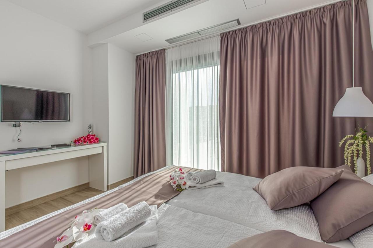Vrh  Villa Milly المظهر الخارجي الصورة